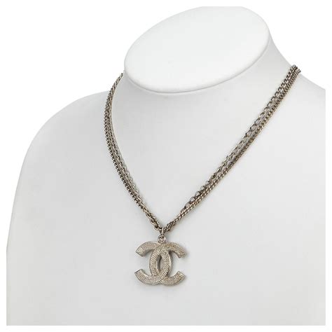 collier chanel femme